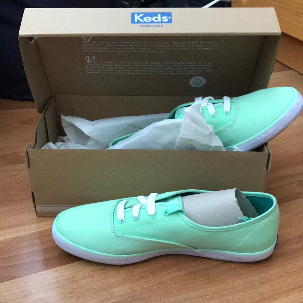 Keds Brand New light green sneakers